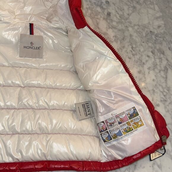 MONCLER RED DOWN JACKET 6Y - Picture 14 of 16